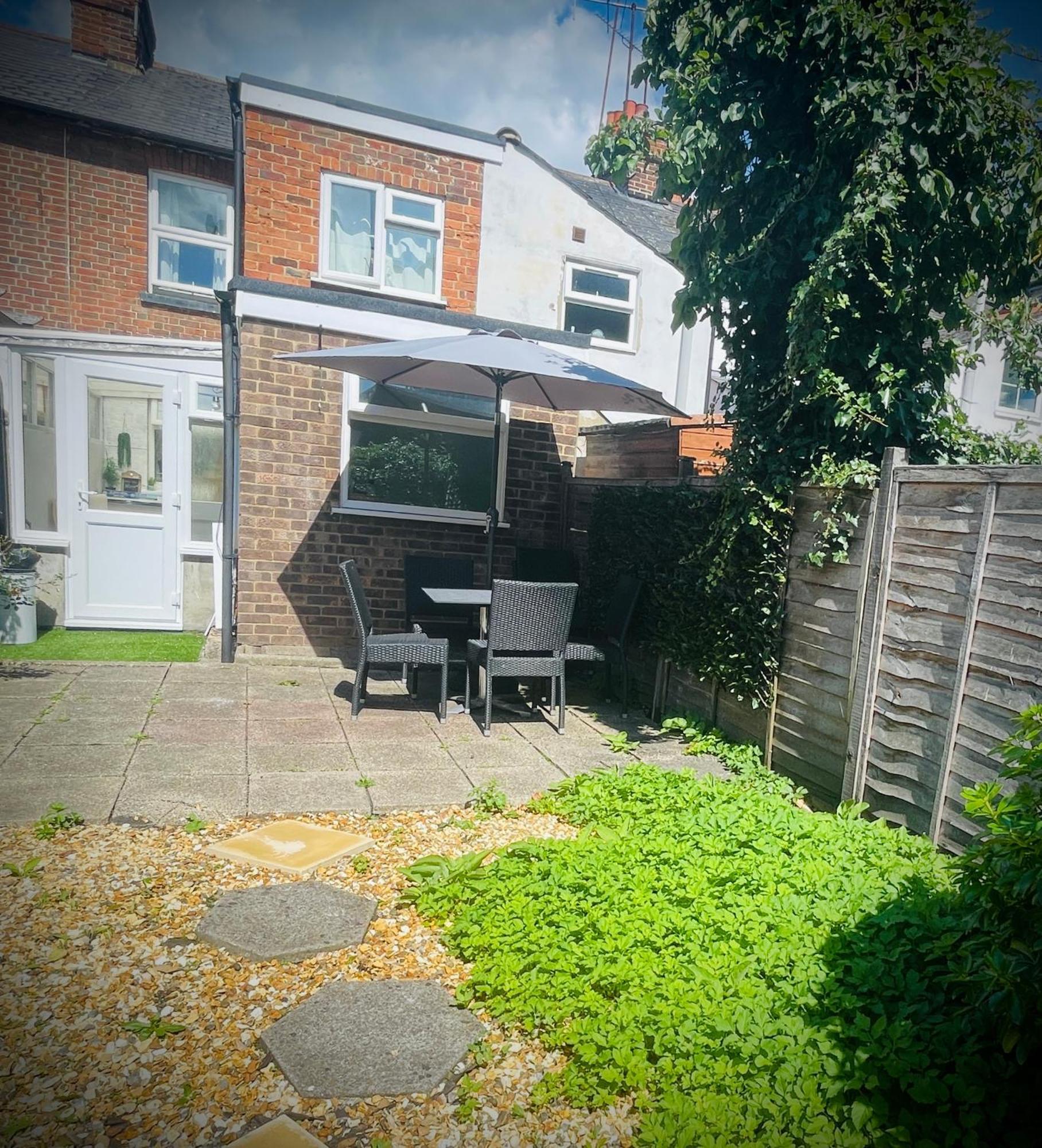 Exclusive Offers L Last-Minute Specials L Parking Free L Double Bed House L Uk L Gaming Room L Komfy 3 Bedroom Cottage With Riverview L Perfect For Short Or Long Stays Reading Exteriér fotografie